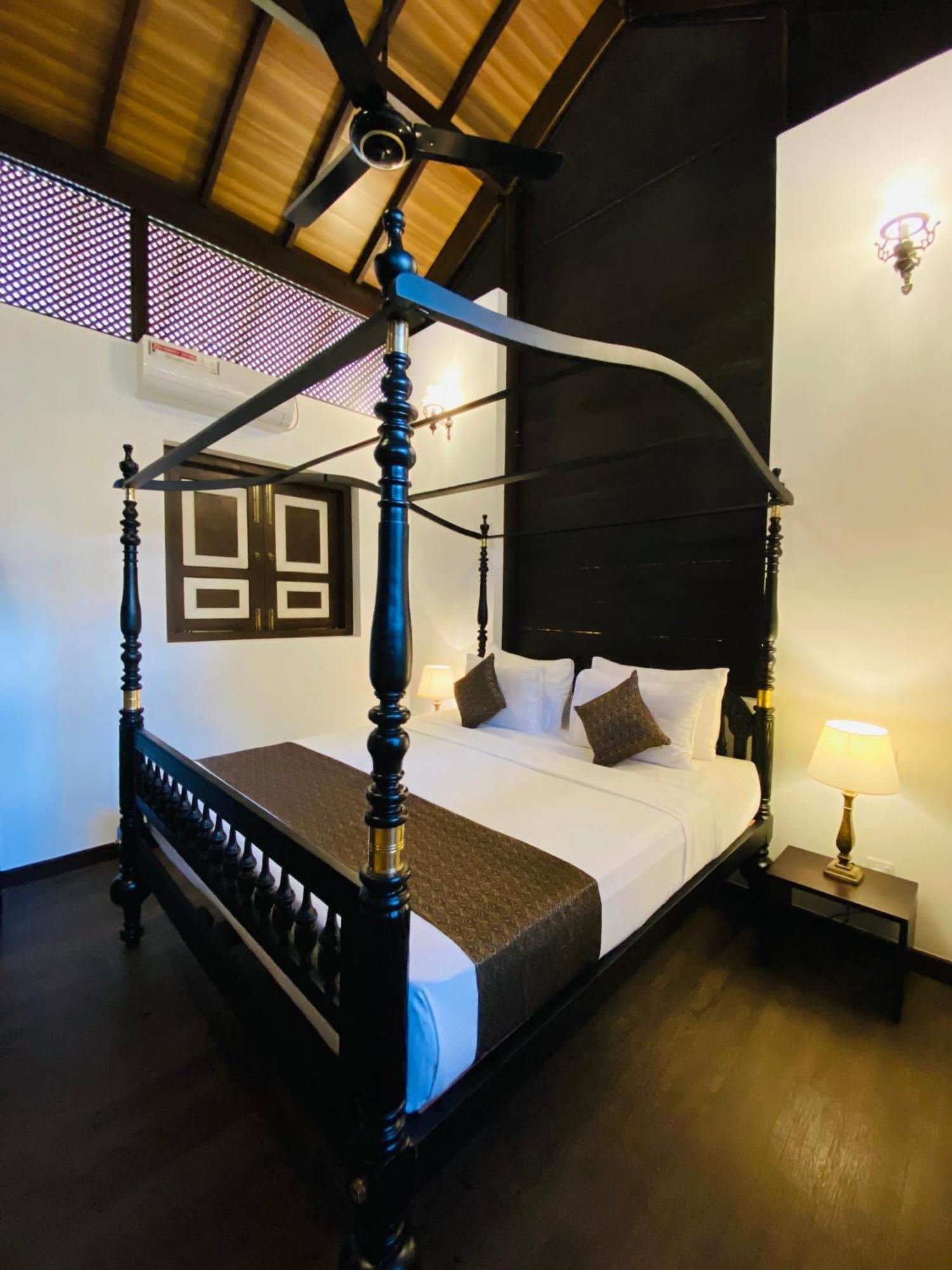 Thaprobana Villa Tangalle - Private Villa الغرفة الصورة